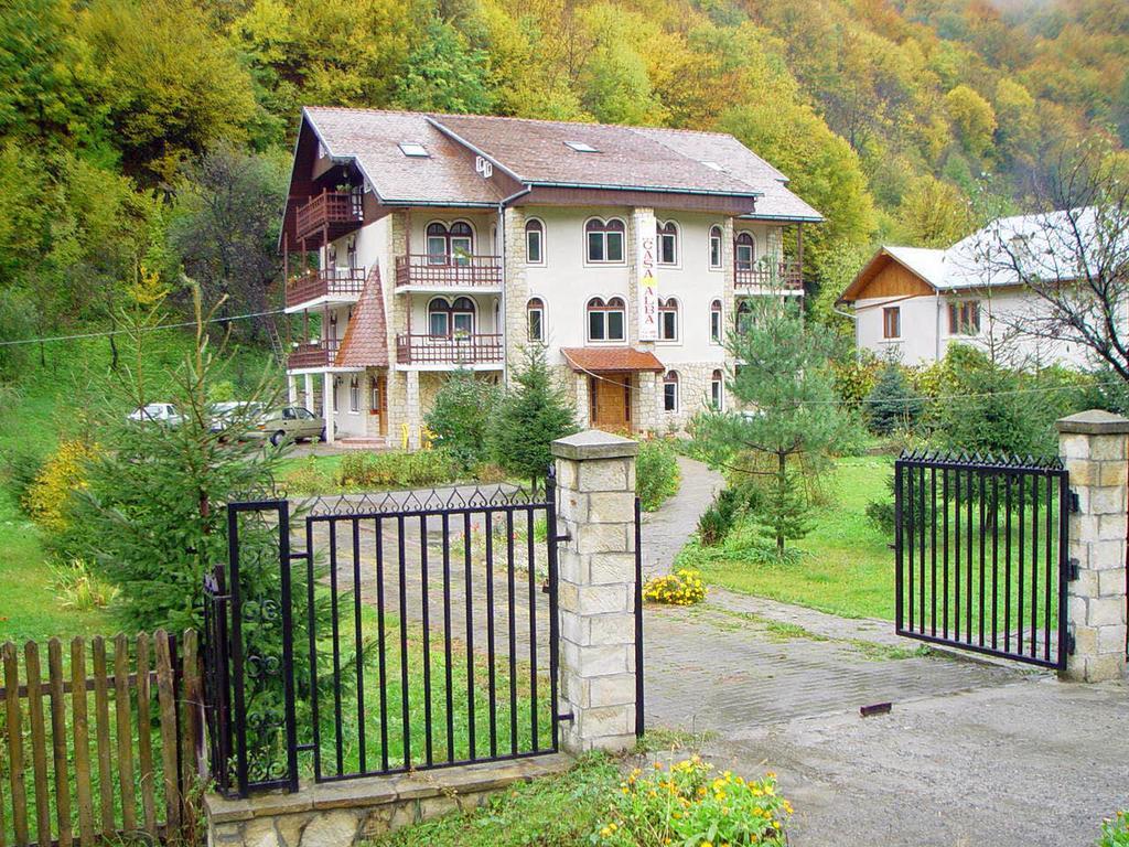 Pension Casa Alba Slănic-Moldova Eksteriør bilde